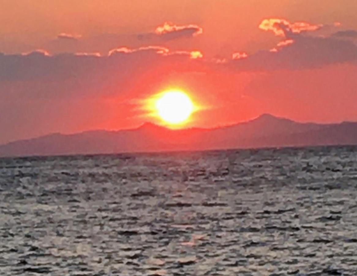 Kea Houses View - Μαγευτική Θέα Στο Αιγαίο Πέλαγος Φοιρα Κατω Μερια Κεασ Kato Meria ภายนอก รูปภาพ